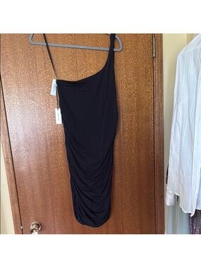 BABATON Black One-Shoulder Ruched Dress